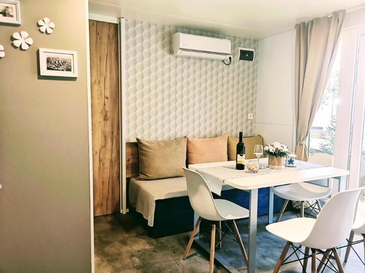 J & R Mobile Homes Biograd Na Moru Exterior foto